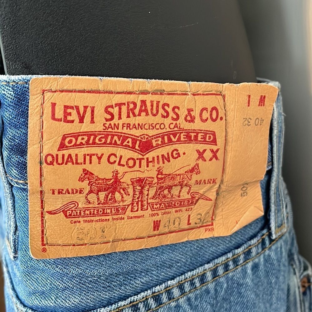 Levi’s 501 Button front blue denim cotton jeans - Picture 6 of 8